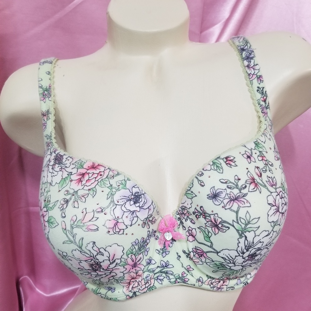 Victoria's Secret Lined Demi 34DDD